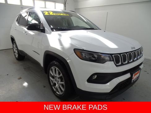 Used 2022 Jeep Compass Latitude w/ Sun and Sound Group image 1