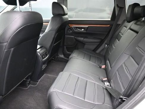 Used 2019 Honda CR-V Touring image 14