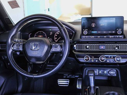 Certified 2025 Honda Civic Sport image 13
