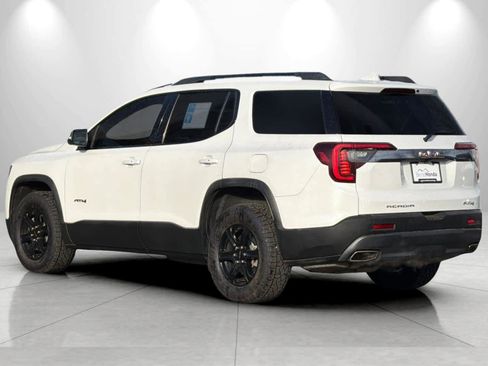 Used 2022 GMC Acadia AT4 w/ Technology Package image 6