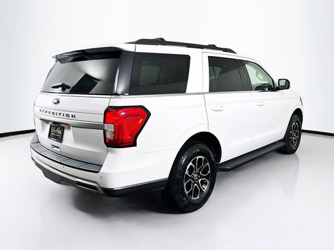 Used 2024 Ford Expedition XLT image 9