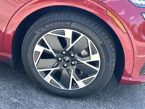 New 2026 Genesis GV60 AWD image 9