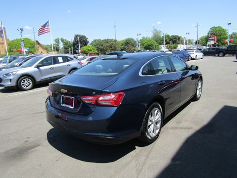 Used 2020 Chevrolet Malibu LT FWD image 5