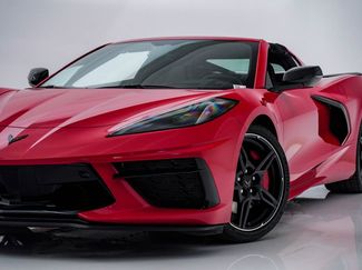 Used 2021 Chevrolet Corvette Stingray Preferred Cpe w/ Z51 Performance Package video 2
