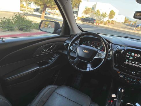 Used 2019 Chevrolet Traverse Premier w/ Redline Edition FWD image 18