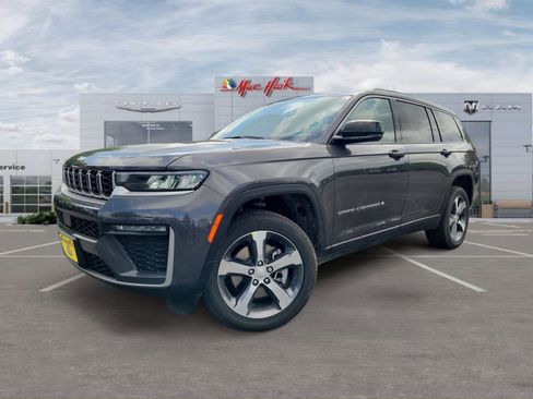 New 2026 Jeep Grand Cherokee L Limited AWD/4WD image 1