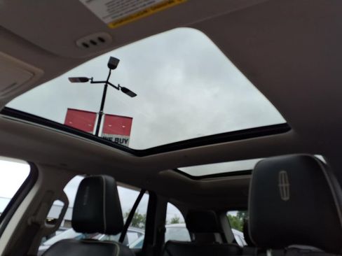 Used 2008 Lincoln MKX AWD image 26