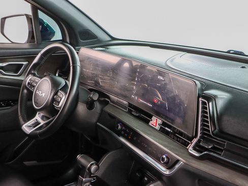 Used 2023 Kia Sportage X-Line AWD/4WD image 25