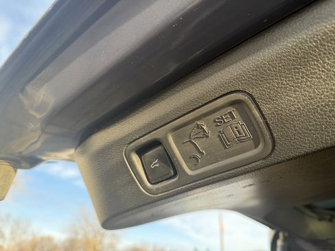 Used 2022 Ford Expedition XLT image 29