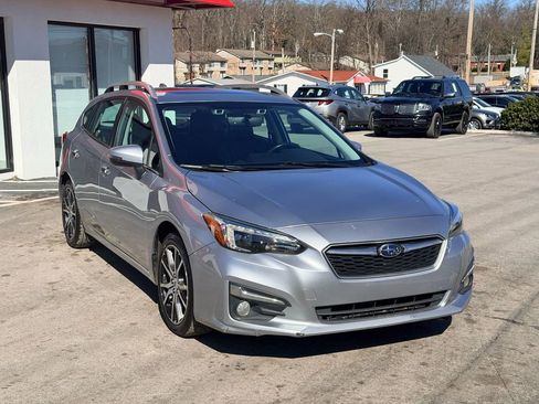 Used 2017 Subaru Impreza 2.0i Limited image 8
