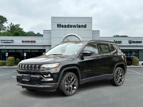 New 2026 Jeep Compass Limited image 1