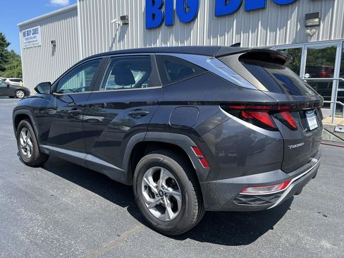 Used 2022 Hyundai Tucson SE AWD/4WD image 3