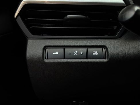Used 2025 Nissan Altima 2.5 SR FWD image 22