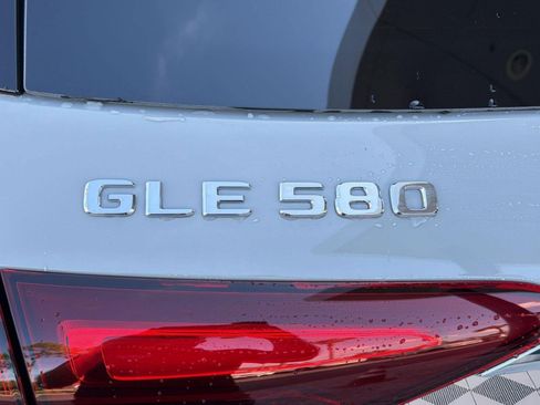 New 2026 Mercedes-Benz GLE 580 4MATIC image 33