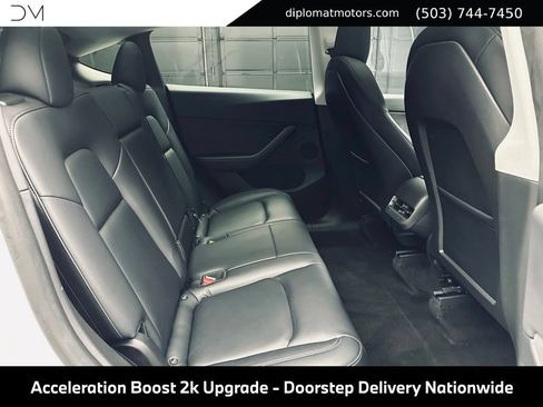 Used 2021 Tesla Model Y Long Range AWD/4WD image 21