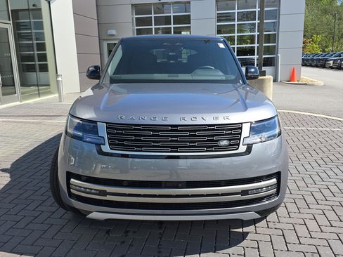 Certified 2026 Land Rover Range Rover SE AWD/4WD image 2