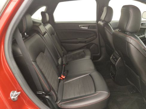 Used 2020 Ford Edge ST-Line FWD image 19