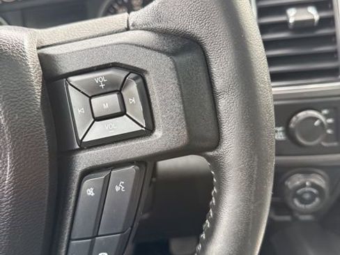 Used 2017 Ford F150 XLT w/ Equipment Group 302A Luxury image 24