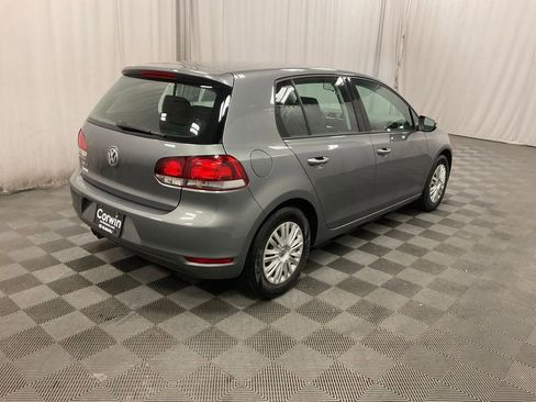 Used 2011 Volkswagen Golf 4-Door FWD image 2