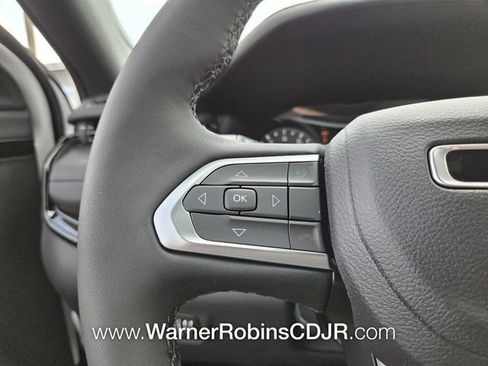 New 2026 Jeep Compass Latitude AWD/4WD image 22