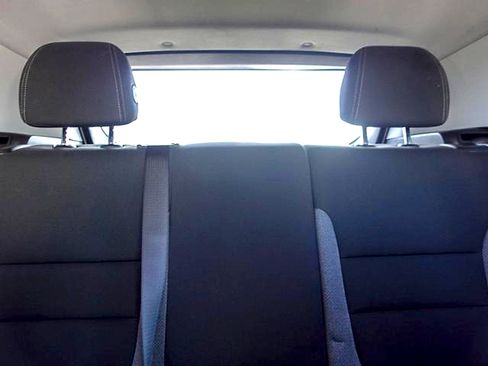 Used 2025 Chevrolet TrailBlazer LS w/ LS Convenience Package FWD image 16