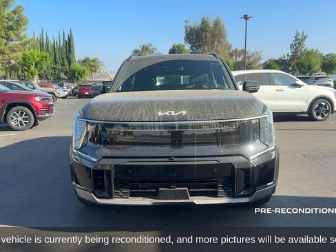 Used 2024 Kia EV9 GT-Line AWD/4WD image 2