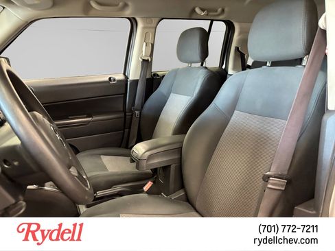 Used 2015 Jeep Patriot Sport w/ Power Value Group AWD/4WD image 5