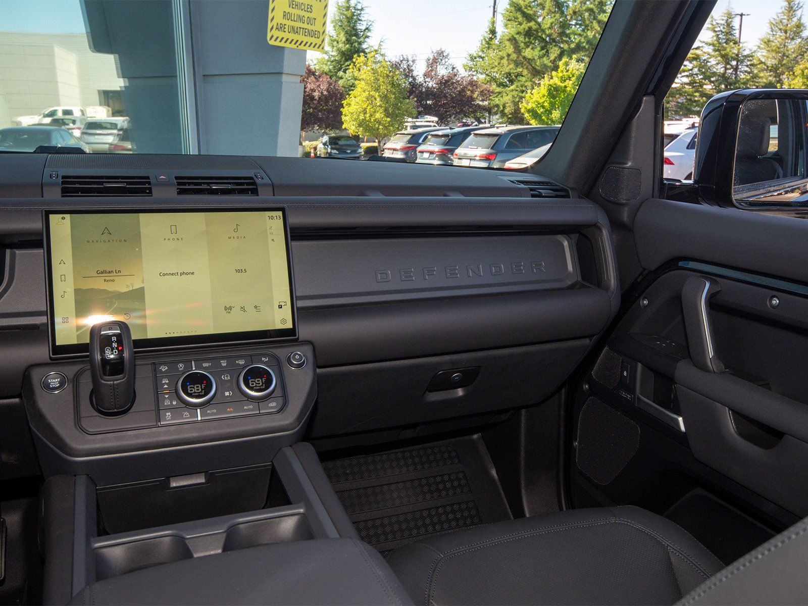 New 2026 Land Rover Defender 110 X-Dynamic SE AWD/4WD image 41