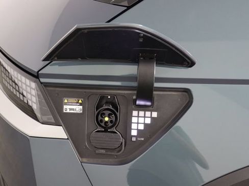 Used 2024 Hyundai Ioniq 5 SEL RWD image 44