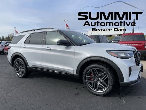 New 2026 Ford Explorer ST-Line w/ ST-Line Street Pack image 1