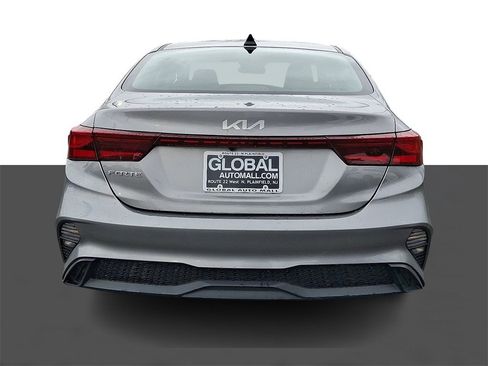 Used 2023 Kia Forte LXS image 6