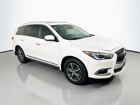 Used 2019 INFINITI QX60 Luxe w/ Essential Package FWD image 1