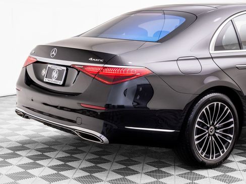 Certified 2025 Mercedes-Benz S 500 4MATIC image 37