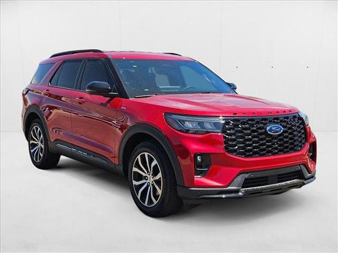 New 2025 Ford Explorer ST-Line image 8
