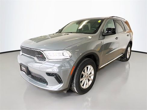 Used 2023 Dodge Durango SXT Launch Edition image 36