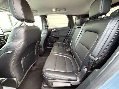 Used 2023 Ford Escape Platinum AWD/4WD image 22