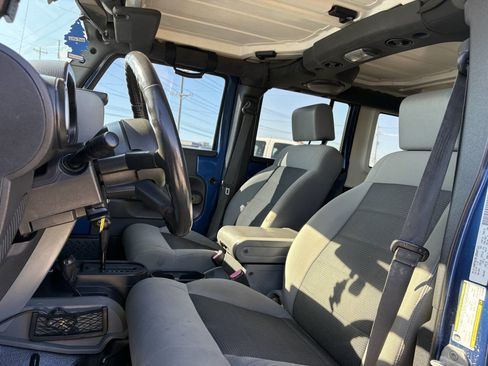 Used 2010 Jeep Wrangler Unlimited Sport image 17