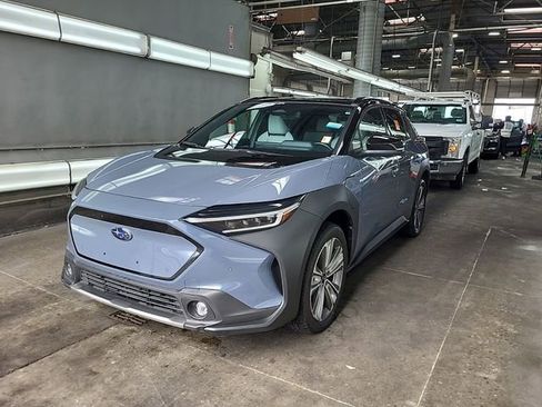 Used 2023 Subaru Solterra AWD image 2