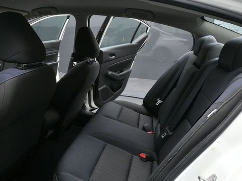 Used 2021 Nissan Altima 2.5 S image 18