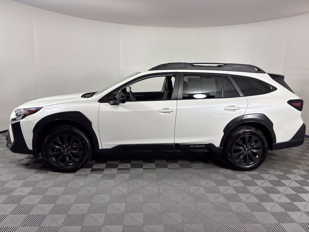 Used 2024 Subaru Outback Onyx Edition AWD/4WD image 18