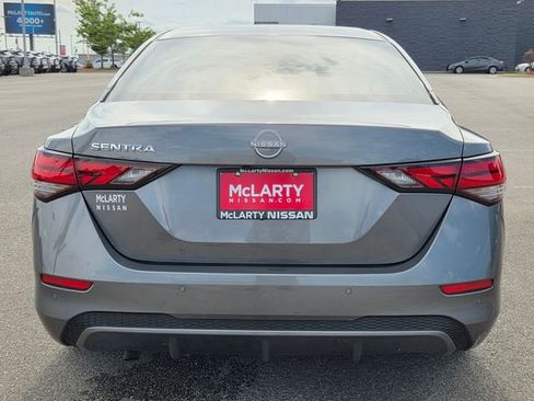 Used 2025 Nissan Sentra S FWD image 7
