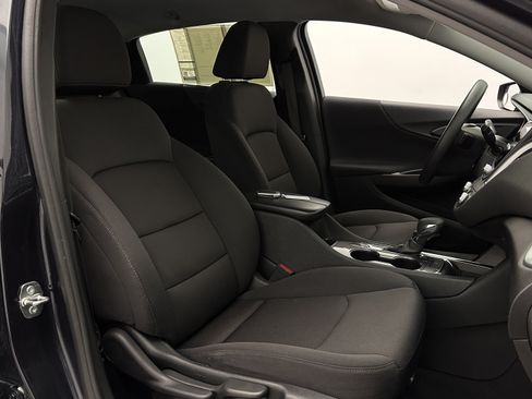 Used 2023 Chevrolet Malibu LT FWD image 35