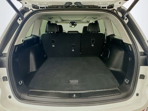 Used 2023 Jeep Grand Cherokee 4x4 image 31