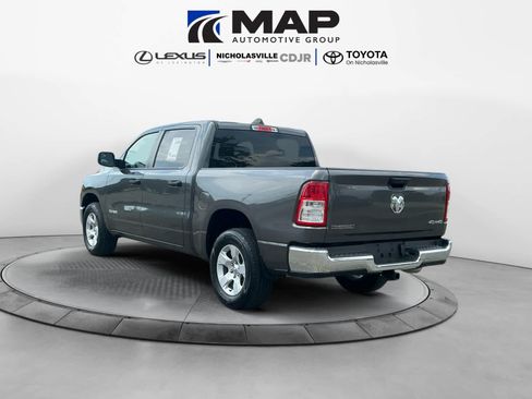 Used 2023 RAM 1500 Big Horn AWD/4WD image 3