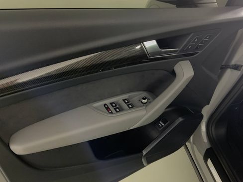 Used 2022 Audi SQ5 Premium AWD/4WD image 17