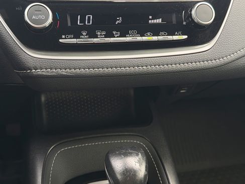 Used 2023 Toyota Corolla SE FWD image 24