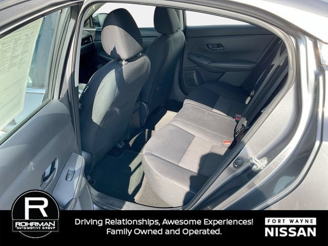 Used 2024 Nissan Sentra SV FWD image 14