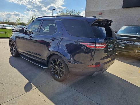 Used 2017 Land Rover Discovery HSE AWD/4WD image 7