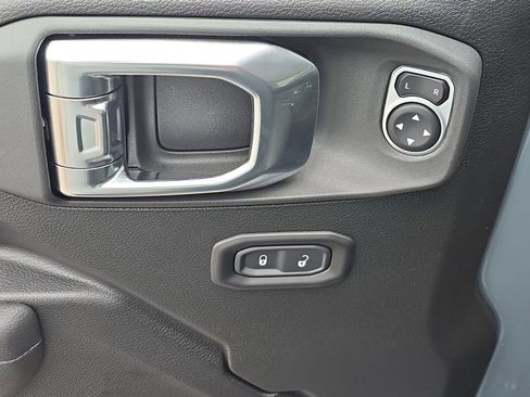 New 2026 Jeep Wrangler Sport S w/ Dual Top Group image 15