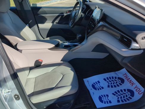 Used 2023 Toyota Camry XLE image 30